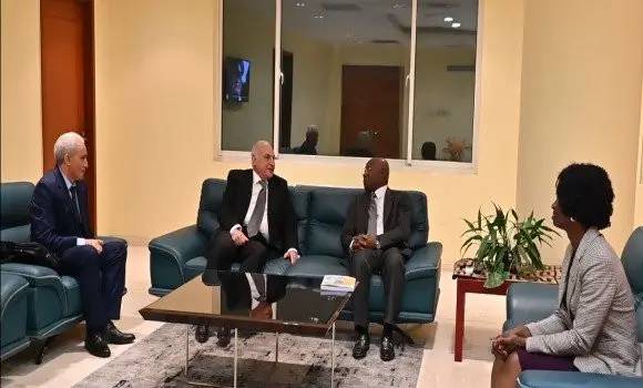 As special envoy of the President of the Republic, Mr. Attaf arrives in the Republic of Congo